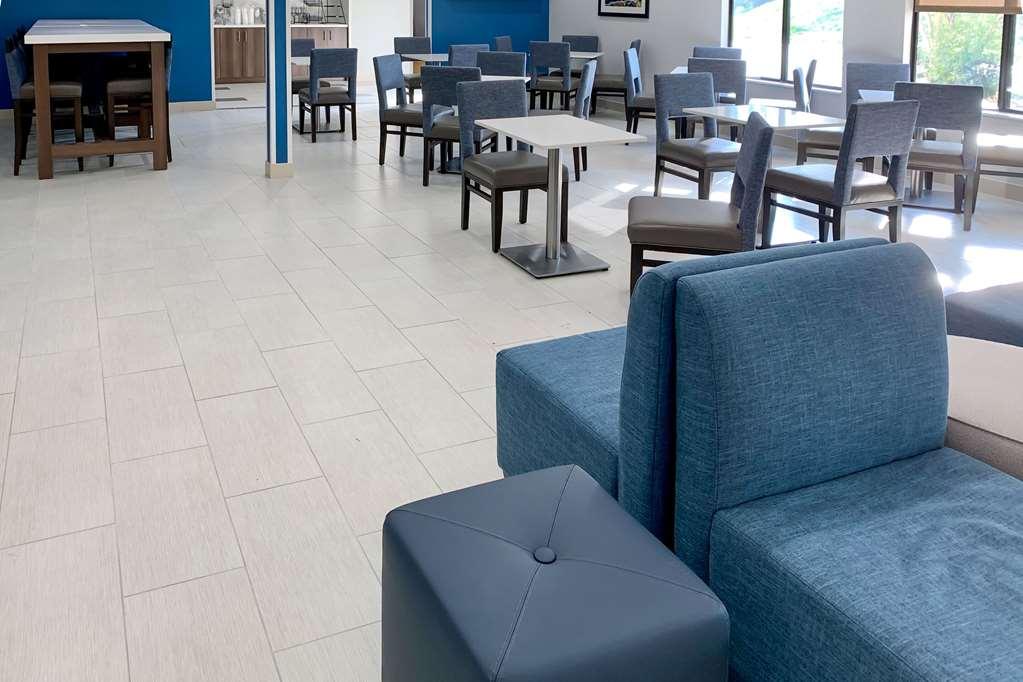 Comfort Inn & Suites Troutville Restaurant foto