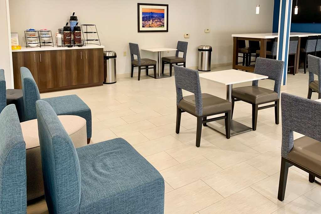Comfort Inn & Suites Troutville Restaurant foto