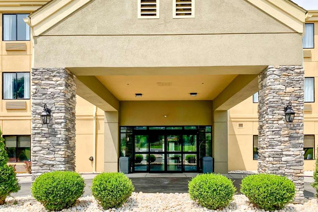 Comfort Inn & Suites Troutville Exterior foto
